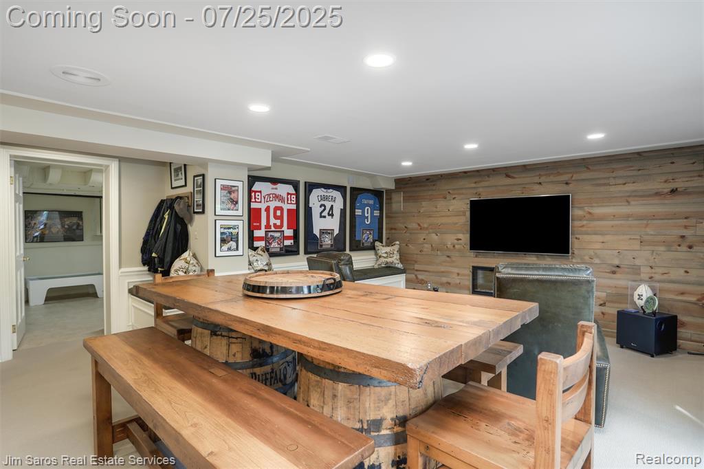 51 Lochmoor Boulevard, Grosse Pointe Shores, MI 48236 — Photo 37
