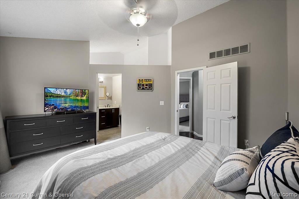 49750 PLYMOUTH Way, Plymouth, MI 48170 — Photo 18