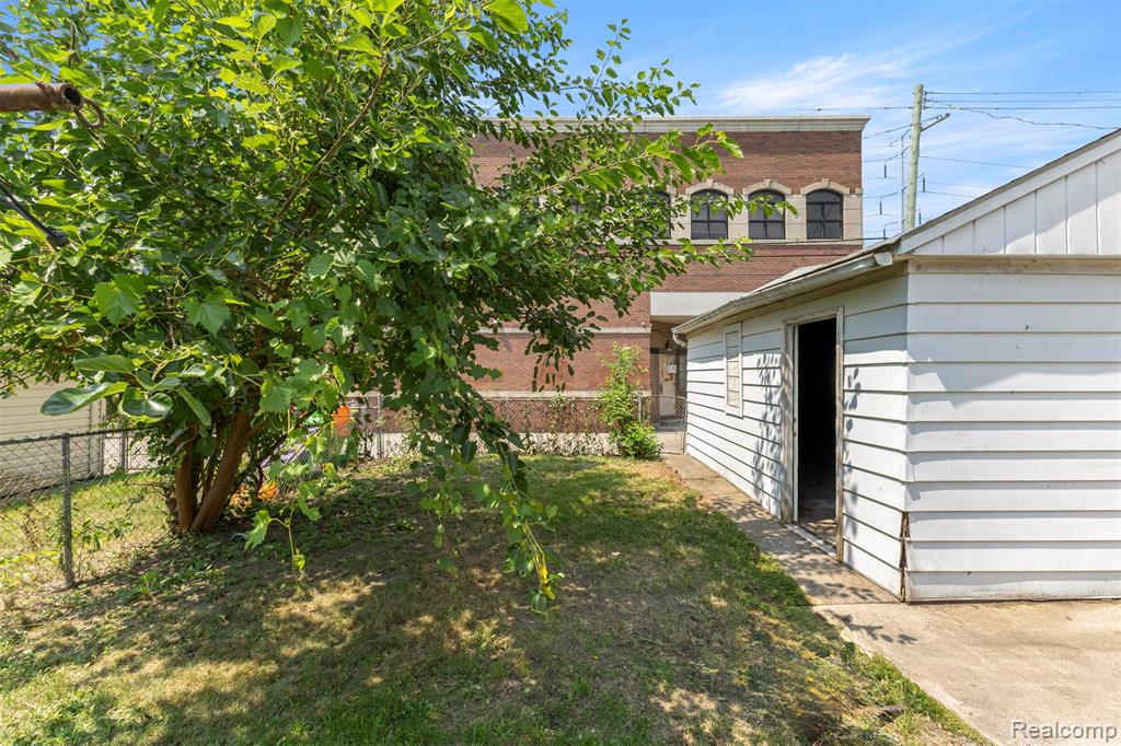 6047 Yinger Avenue, Dearborn, MI 48126 — Photo 35