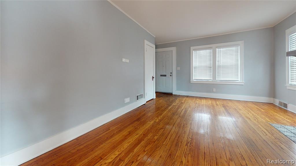 940 N Pleasant Street, Royal Oak, MI 48067 — Photo 11