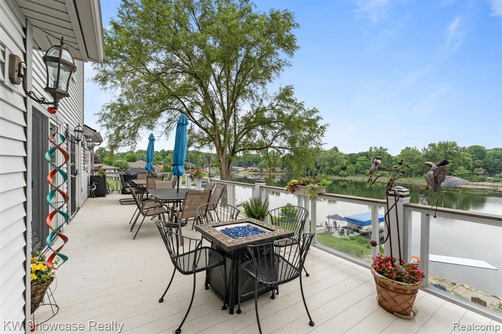 6476 Andersonville Road, Waterford, MI 48329 — Photo 12