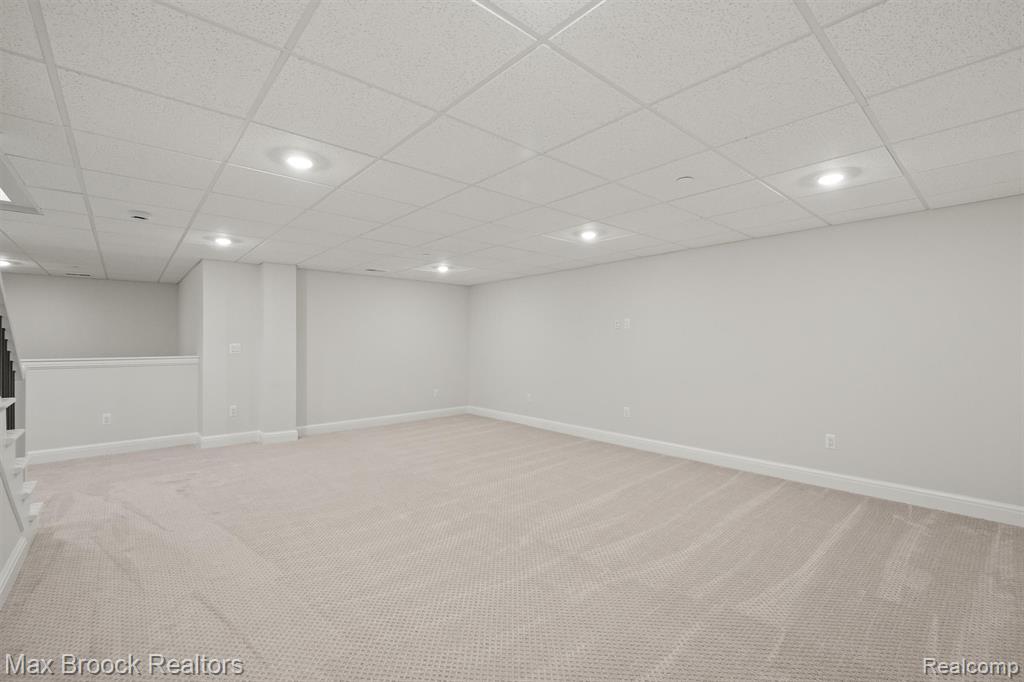 7477 Gramercy Circle, 17, West Bloomfield, MI — Photo 31