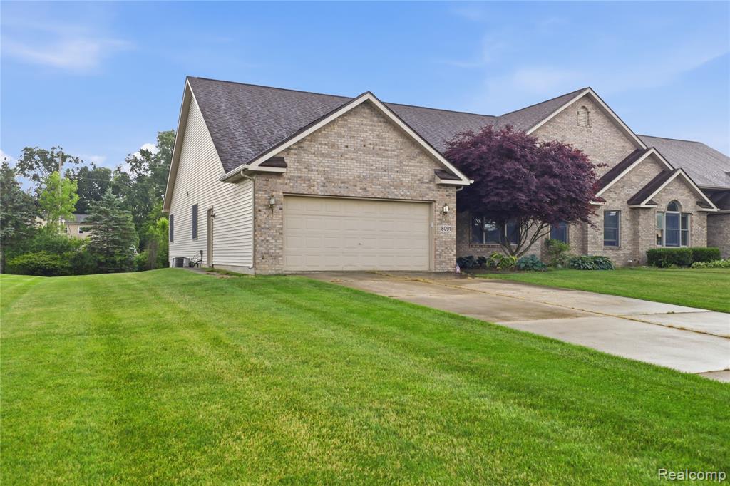 8091 Prestonwood Court, Flushing, MI 48433 — Photo 2
