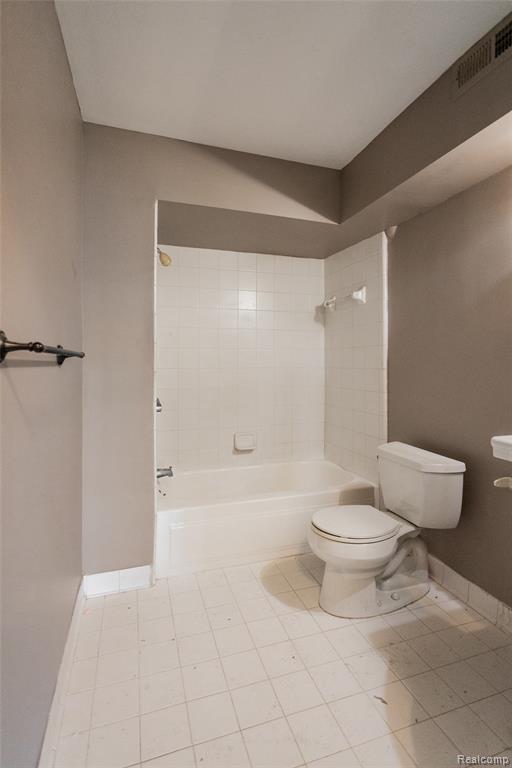 2900 E Jefferson Avenue, A1, Detroit, MI 48207 — Photo 30