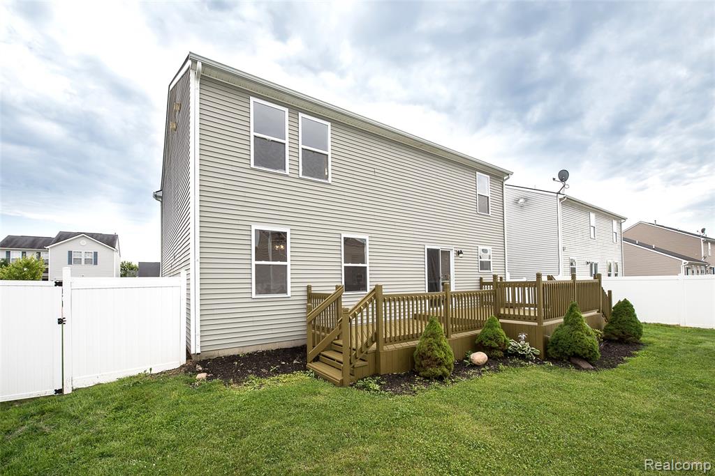 8067 Beechwood Boulevard, Dexter, MI 48130 — Photo 25