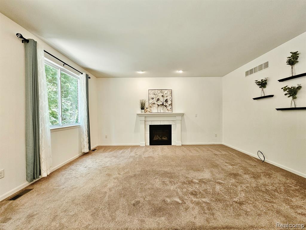 13401 STAMFORD Road, Belleville, MI 48111 — Photo 6