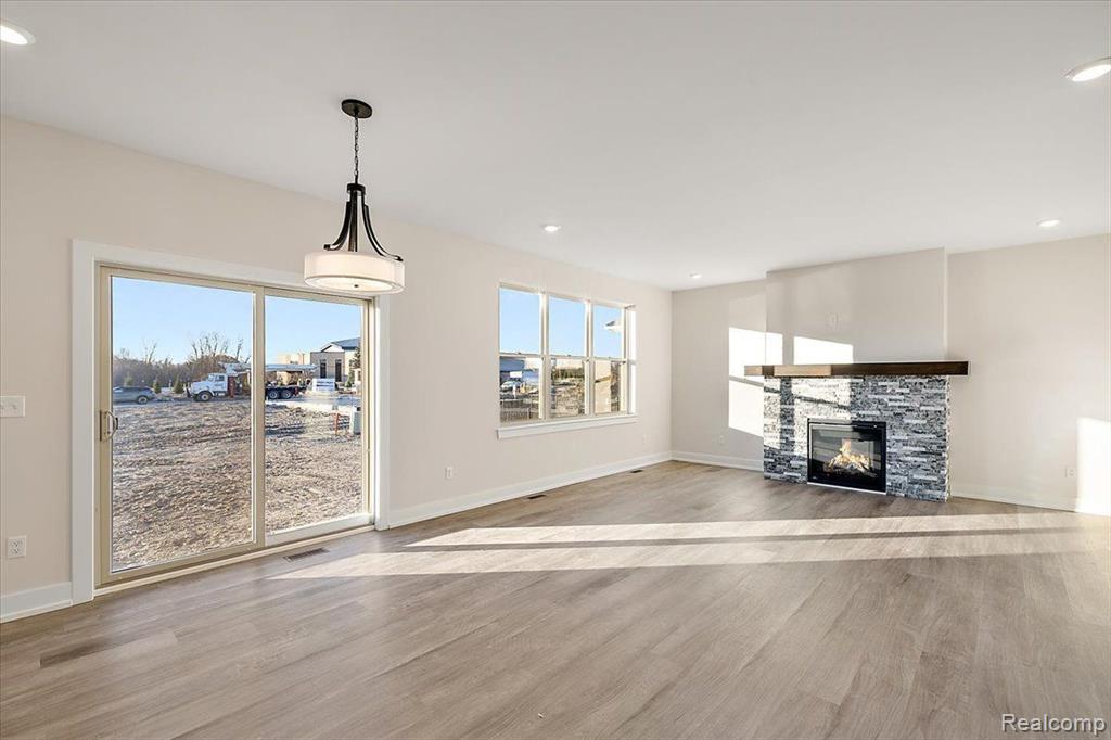 4160 Spring Meadows Drive, Sterling Heights, MI 48314 — Photo 15