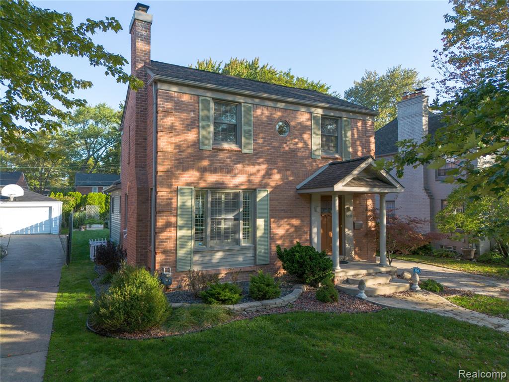 450 Roland Road, Grosse Pointe Farms, MI 48236 — front exterior