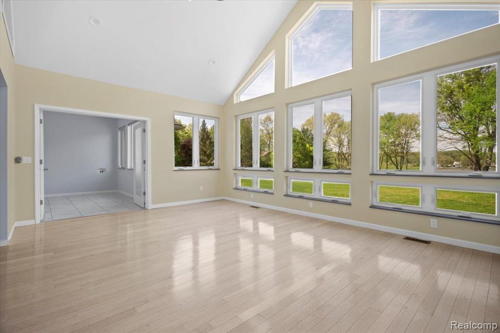 12150 SHAFFER Road, Davisburg, MI 48350 — Photo 12