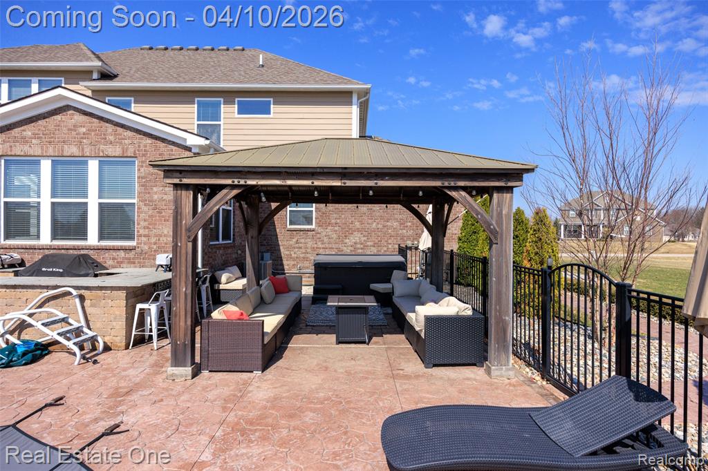 120 Crestview Drive, Rochester, MI 48306 — Photo 59