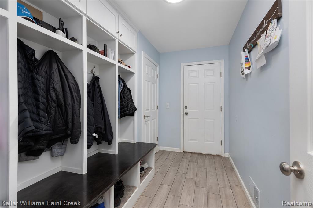 54690 Shady Creek Drive, New Baltimore, MI 48047 — Photo 15