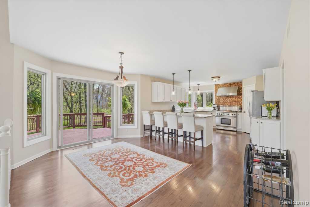 7042 Autumn Wood Drive, Brighton, MI 48116 — Photo 12