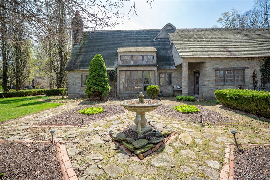 3625 Maple Grove Road, Deckerville, MI 48427 — Photo 9