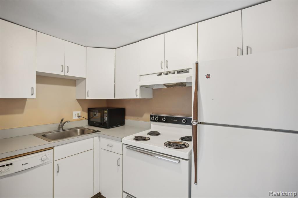 555 E WILLIAM Street, 2G, Ann Arbor, MI 48104 — Photo 5