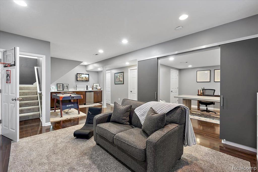 561 Anhinga Drive, East Lansing, MI 48823 — Photo 18