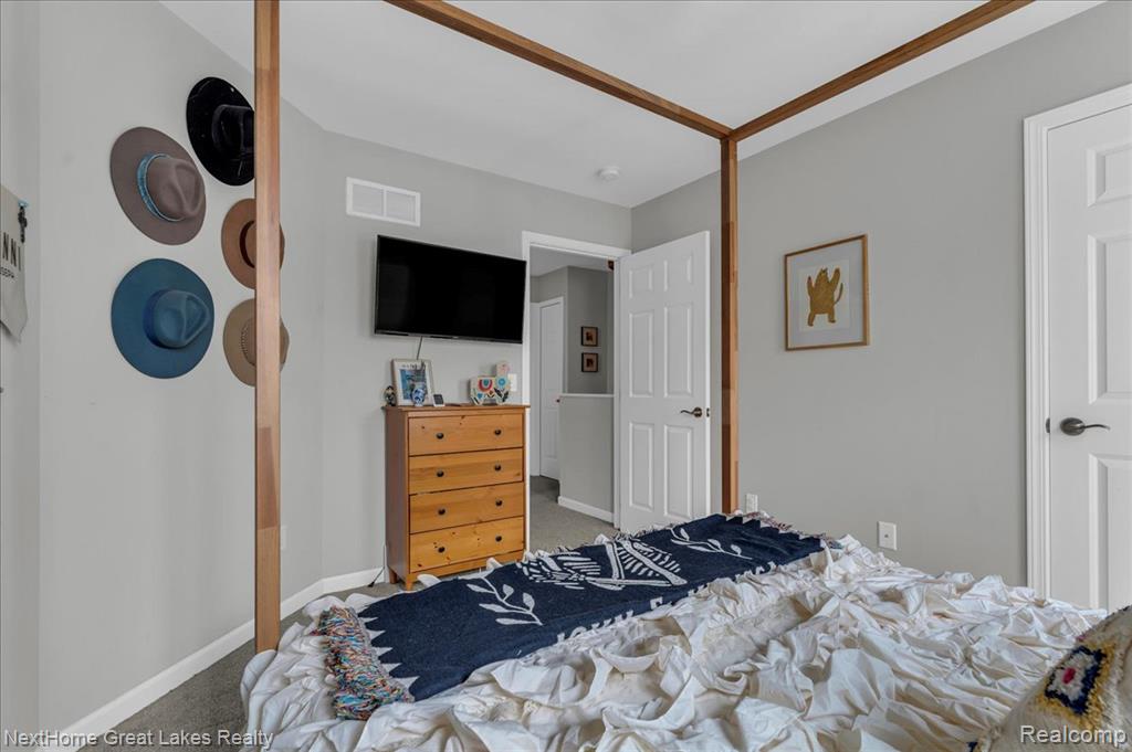 56717 Long Island Drive, Shelby Twp, MI 48316 — Photo 21