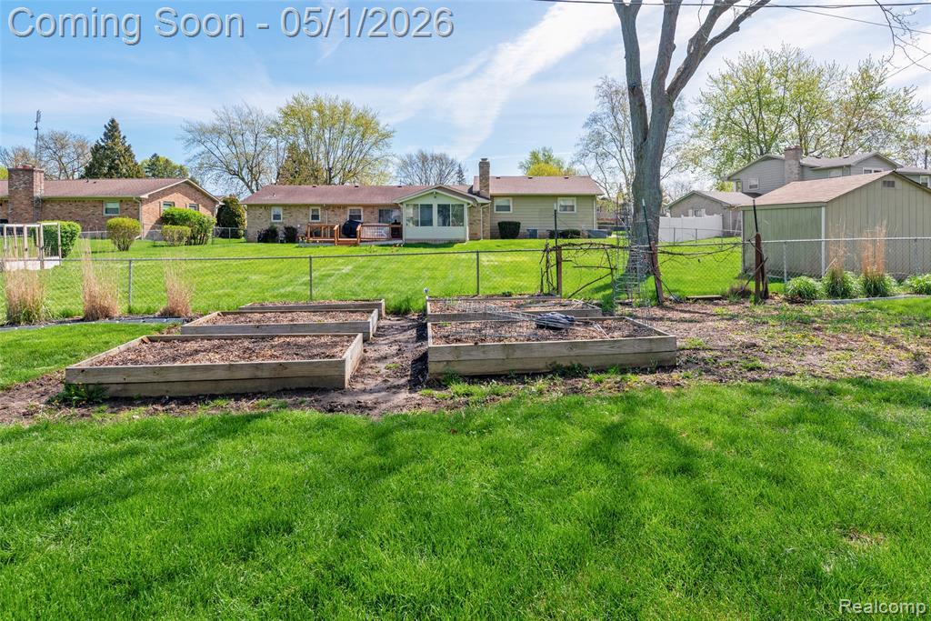 6109 Pebbleshire Drive, Grand Blanc, MI 48439 — Photo 47