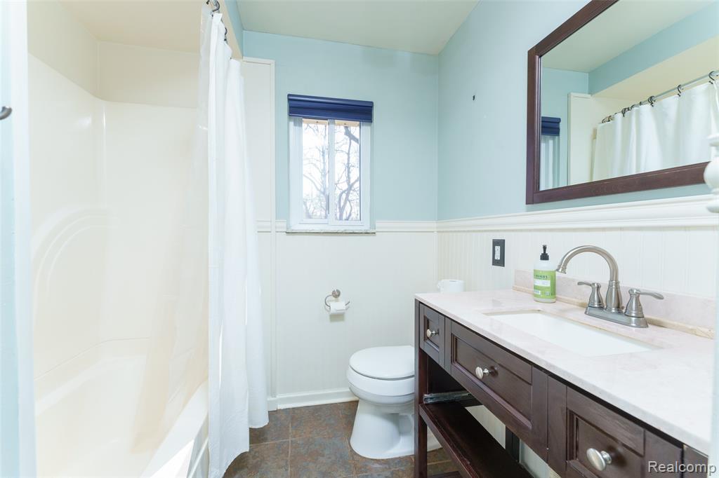 1243 Blue Heron Drive, Highland, MI — Photo 27