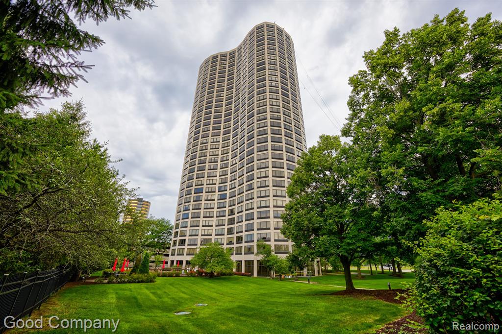 5000 TOWN Center, 1104, Southfield, MI 48075 — Photo 60