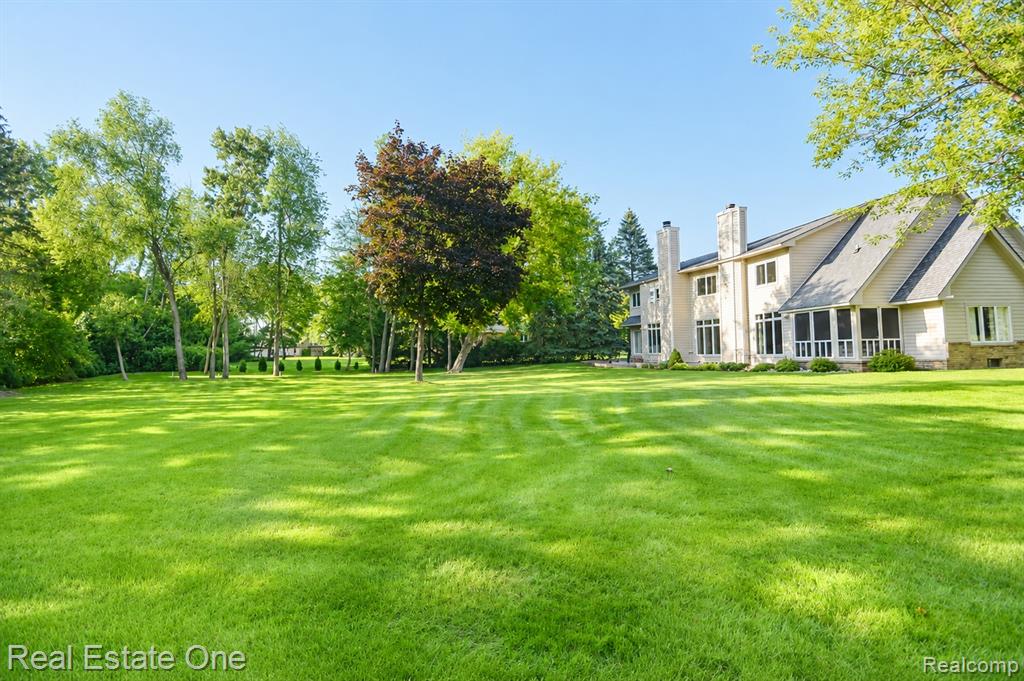 716 Bristol Lane - Photo 3