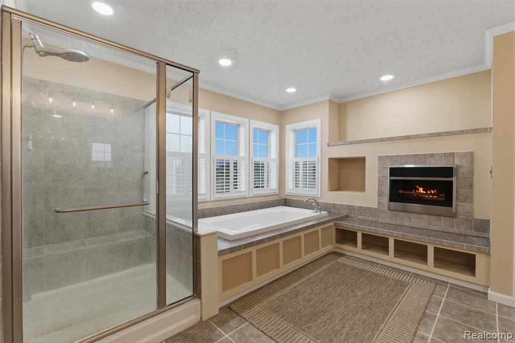 11798 Willoway Court, South Lyon, MI 48178 — Photo 23