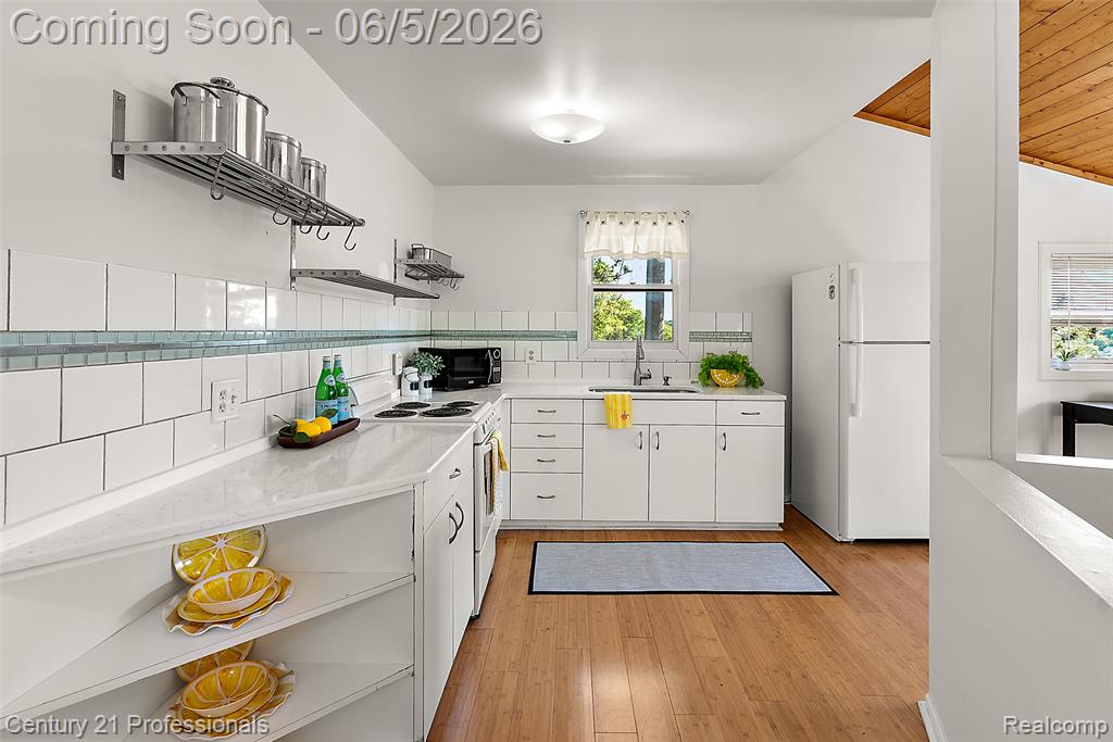1420 Pettibone Lake Road, Highland, MI 48356 — Photo 46