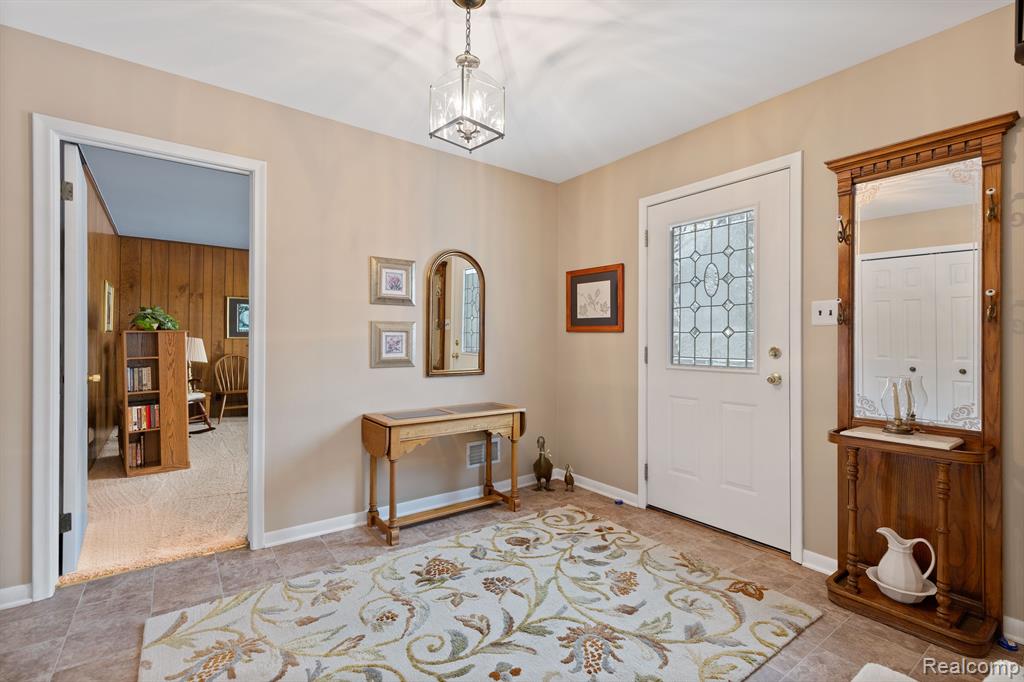 42126 BAINTREE Circle, Northville, MI 48168 — Photo 15