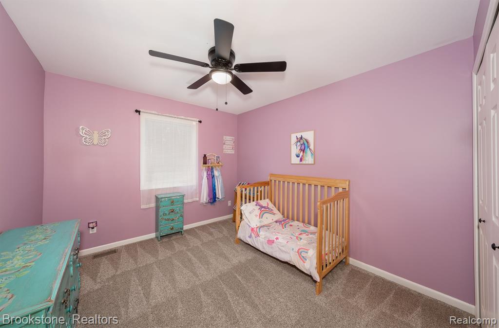 921 OLD HICKORY LANE Lane, Lake Orion, MI 48362 — Photo 32