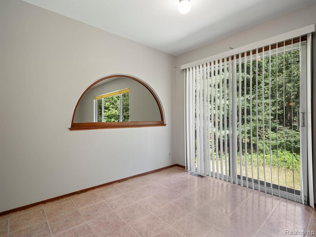 4875 Lockwood Drive, Washington, MI — Photo 26
