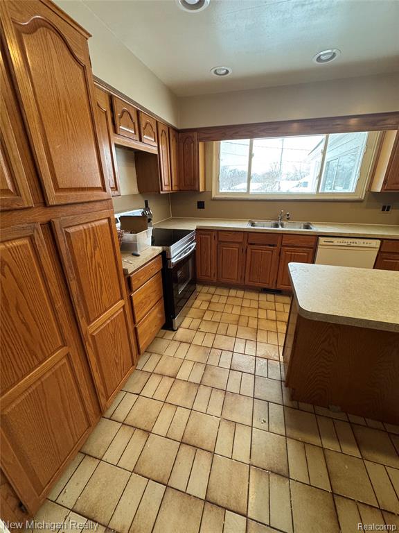 2041 Twilight Hill, Commerce Twp, MI 48390 — Photo 14