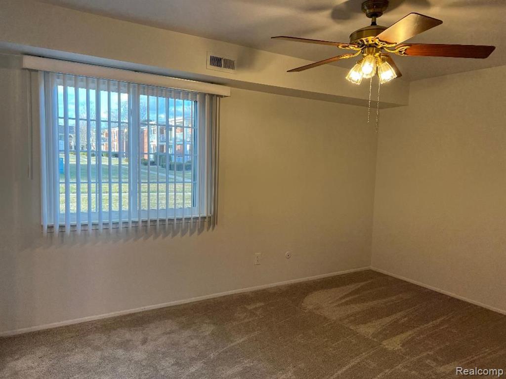1730 HARRISON Avenue, B3, Trenton, MI 48183 — Photo 21