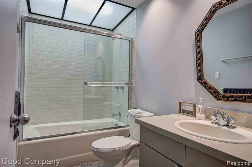6255 CELESTE Road, West Bloomfield, MI — Photo 39