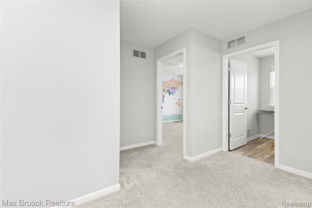 4211 Kent Road, Royal Oak, MI 48073 — Photo 29