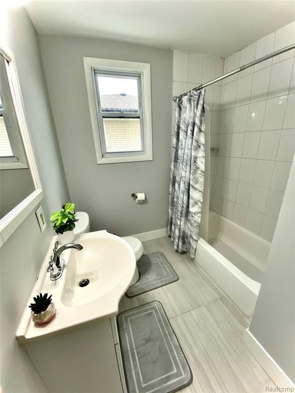 8073 Helen, Center Line, MI 48015 — Photo 18