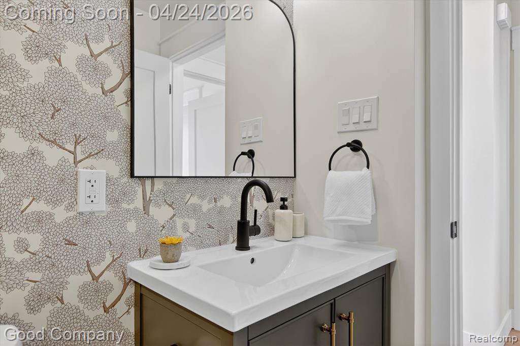 4336 Mandalay Avenue, Royal Oak, MI 48073 — Photo 28