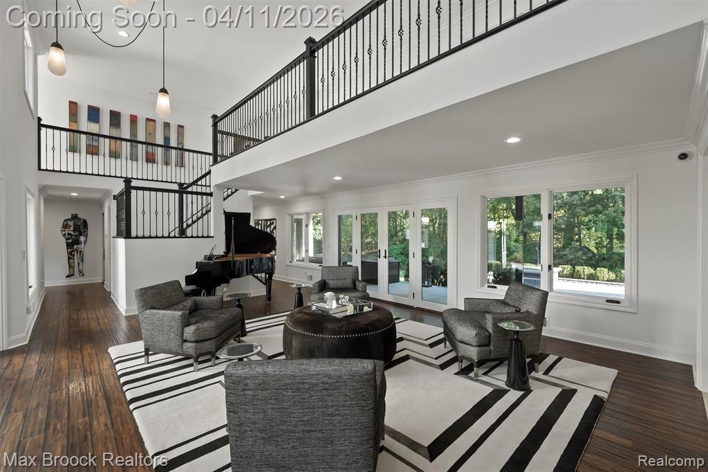 5190 Clarendon Crest Street, Bloomfield Hills, MI, 48302