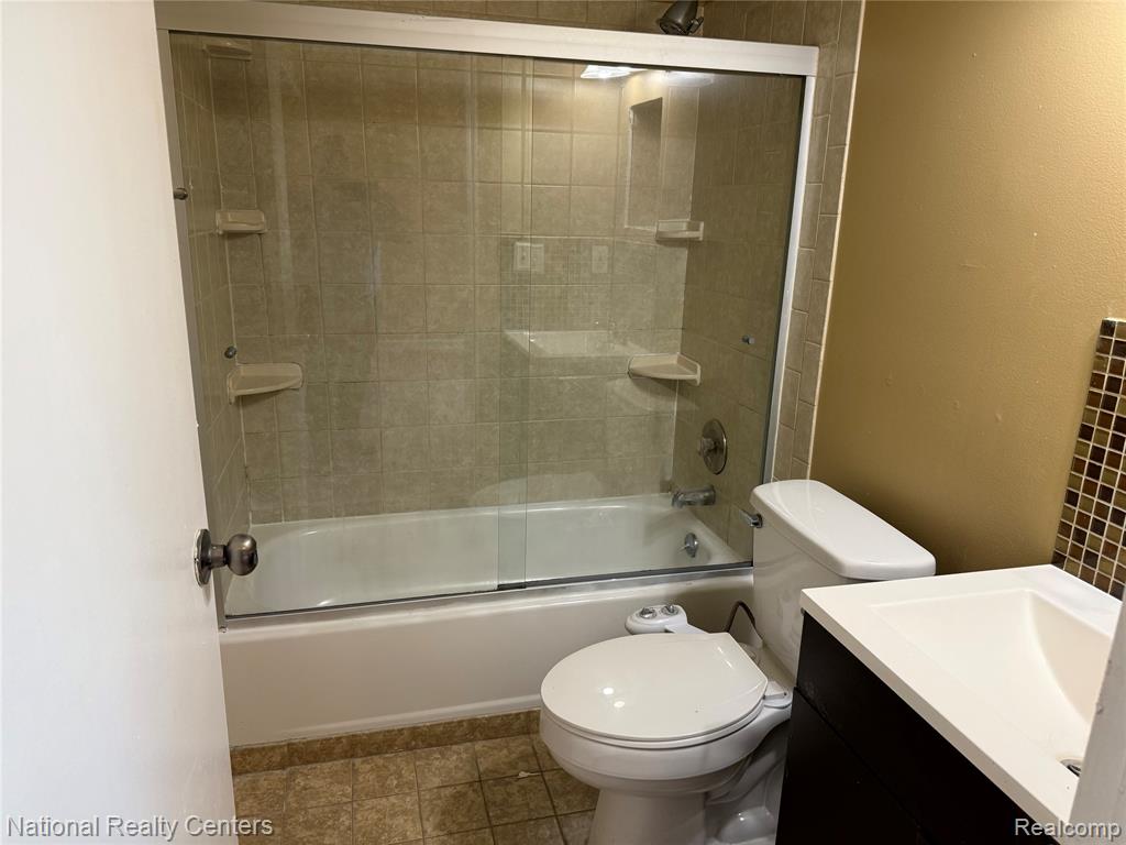 5619 Fox Hill Drive, Sterling Heights, MI 48310 — Photo 6