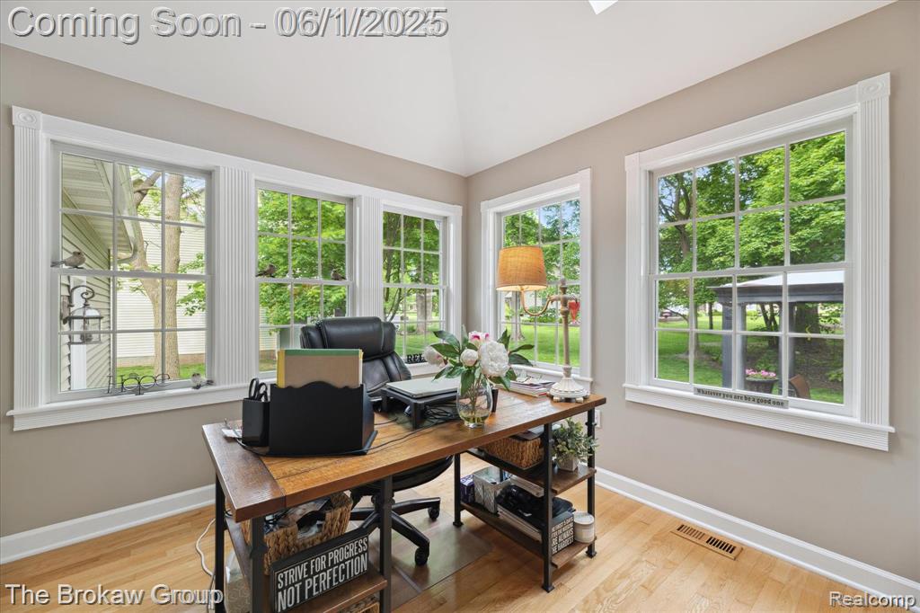 6387 Pinebrook Lane, Burton, MI 48509 — Photo 22