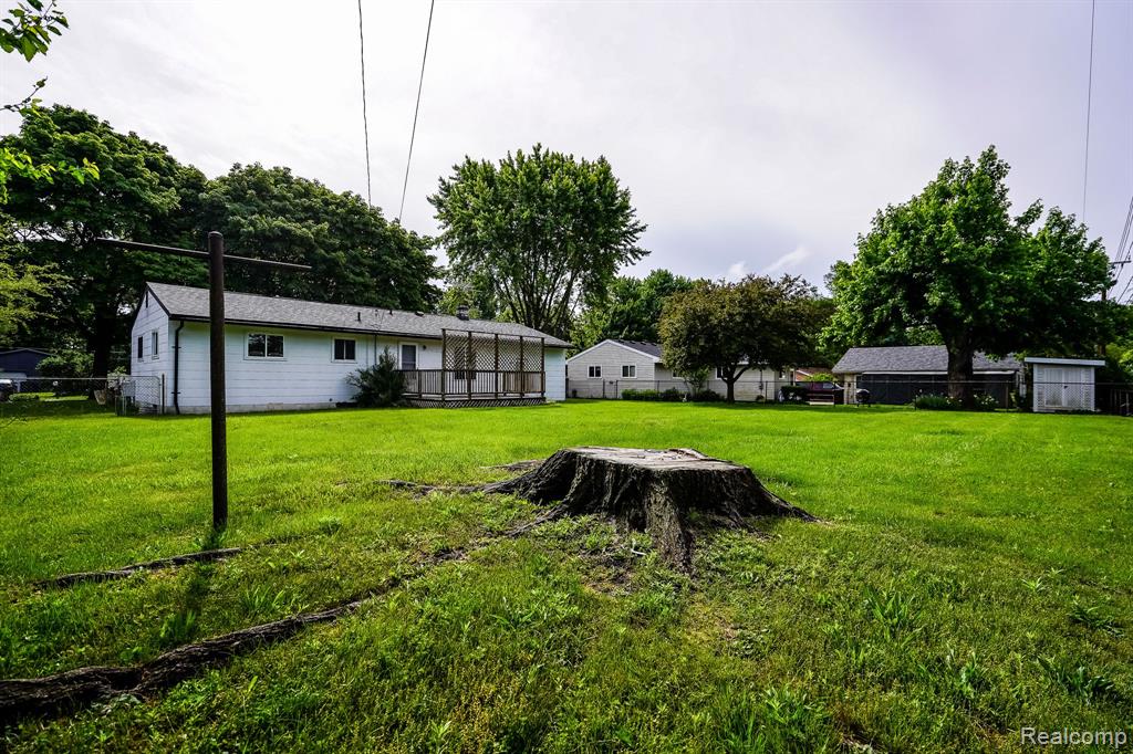 46269 HULING Street, Shelby Twp, MI 48317 — Photo 49