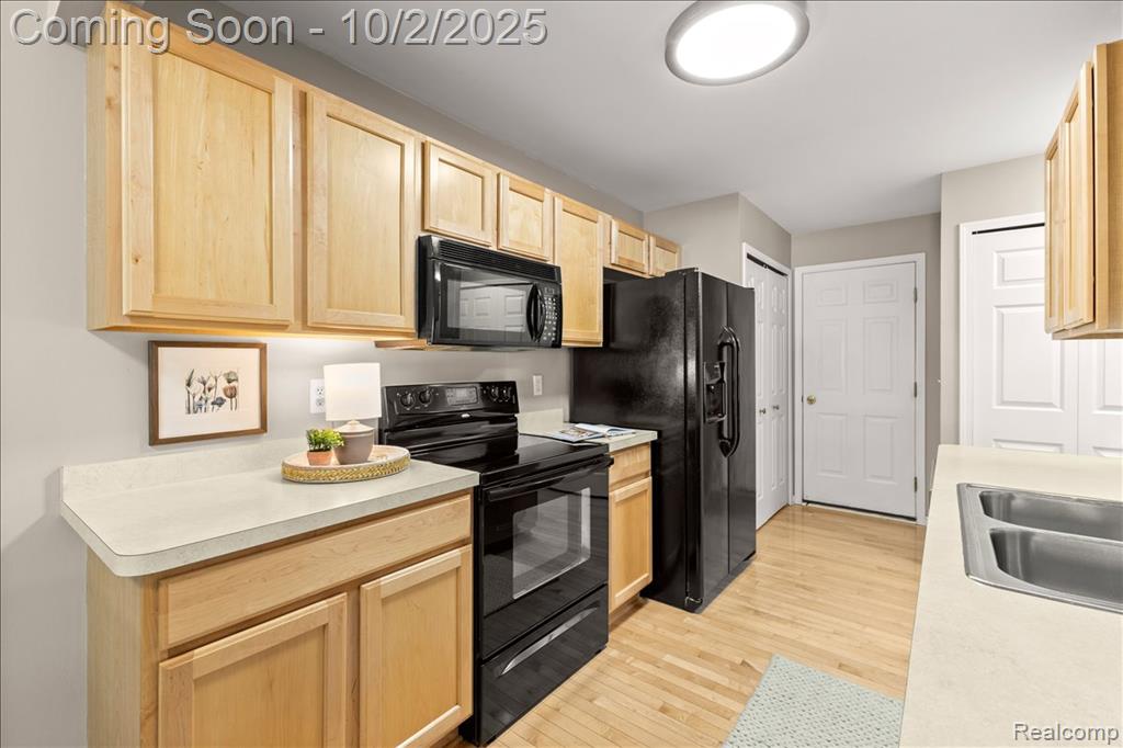 7180 Lavender Lane, Waterford, MI 48327 — Photo 12