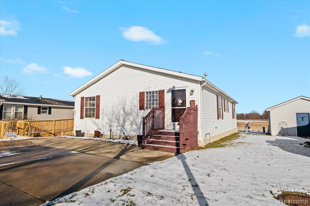 4482 Wynnwood Drive, Howell, MI 48843 — Photo 3