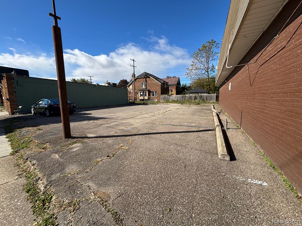 15635 MACK Avenue, Detroit, MI 48224 — Photo 22