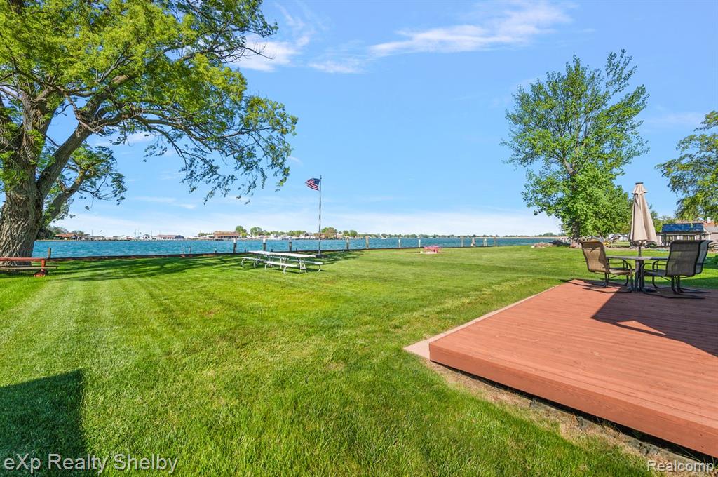 8395 N Channel - Harsens Island, Clay, MI 48001 — Photo 43