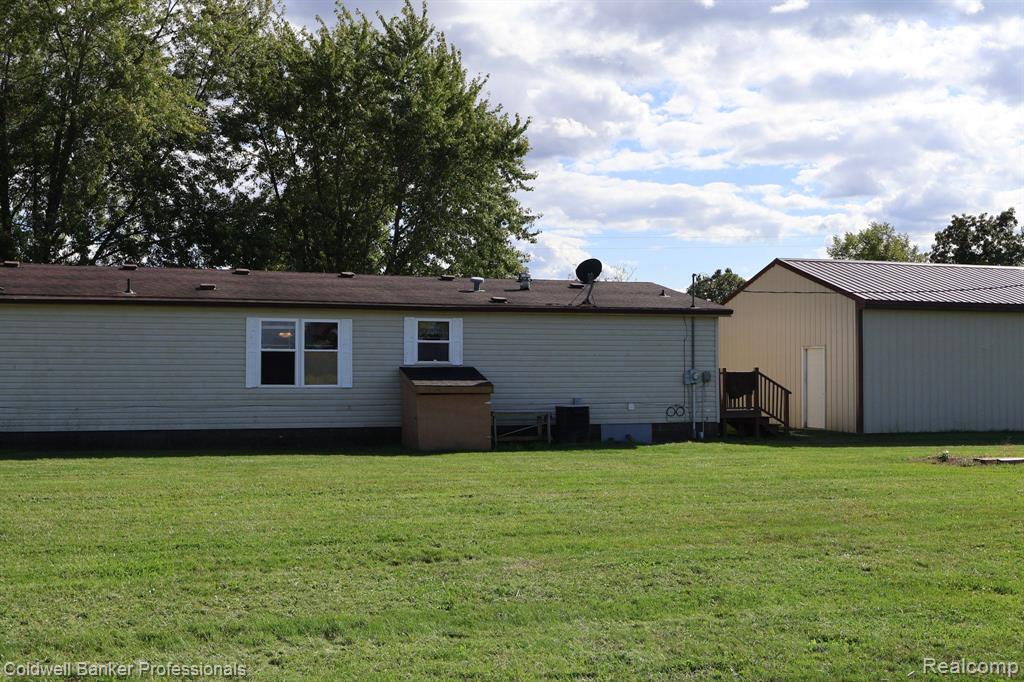 8523 TURNER Road, Imlay City, MI 48444 — Photo 37