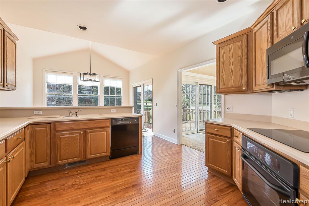 17059 BIRCHWOOD Drive, Northville, MI 48168 — Photo 8