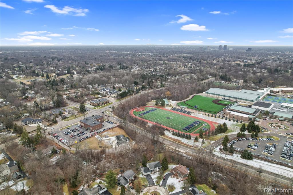 31130 Lahser, Beverly Hills, MI 48025 — Photo 41