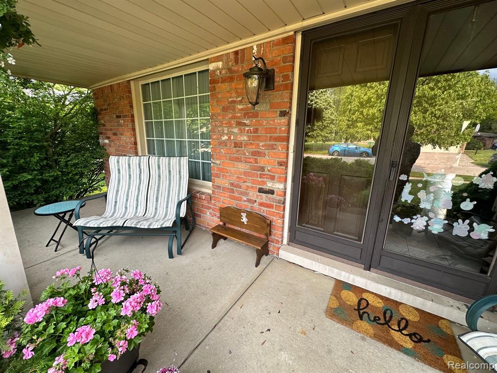 5601 ASTER Drive, Troy, MI 48085 — Photo 4