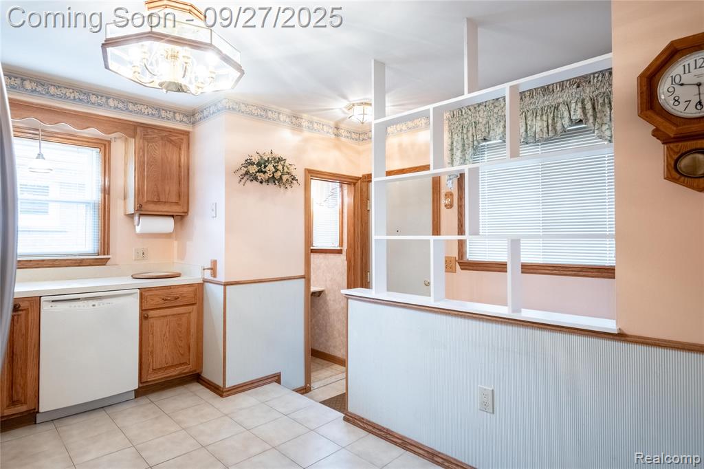 878 Champaign Road, Lincoln Park, MI 48146 — Photo 3