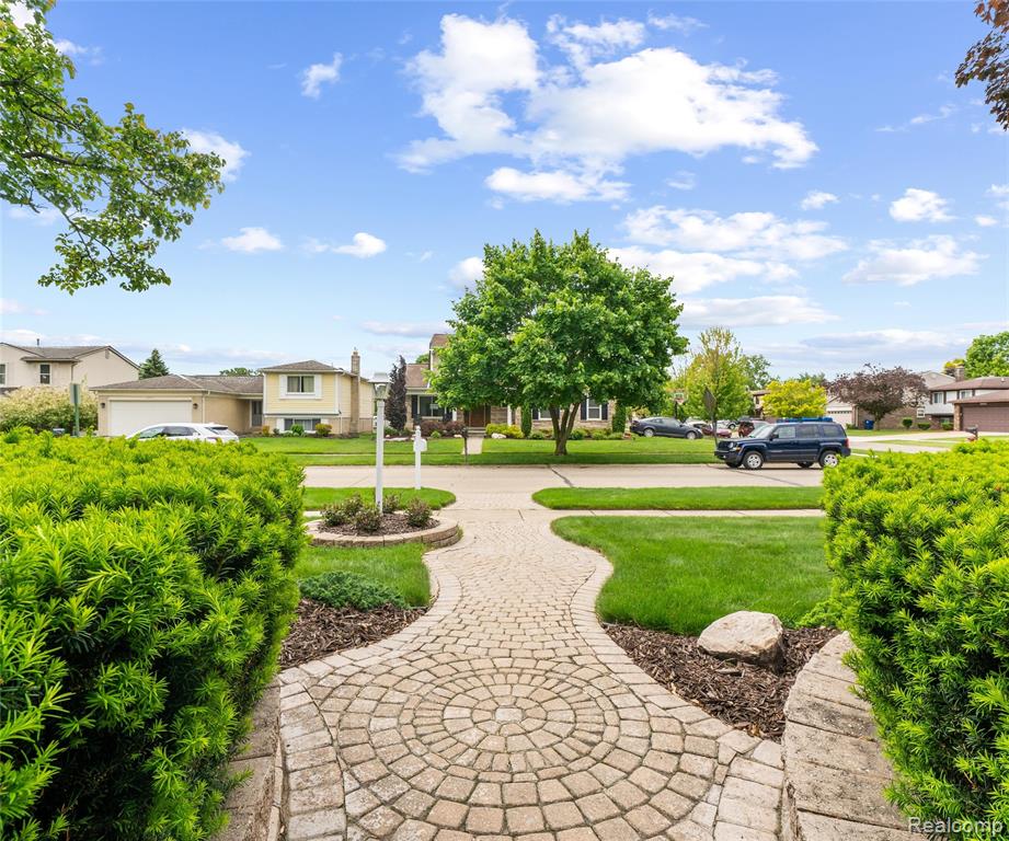 42736 BOULDEN Court, Canton, MI 48187 — Photo 26