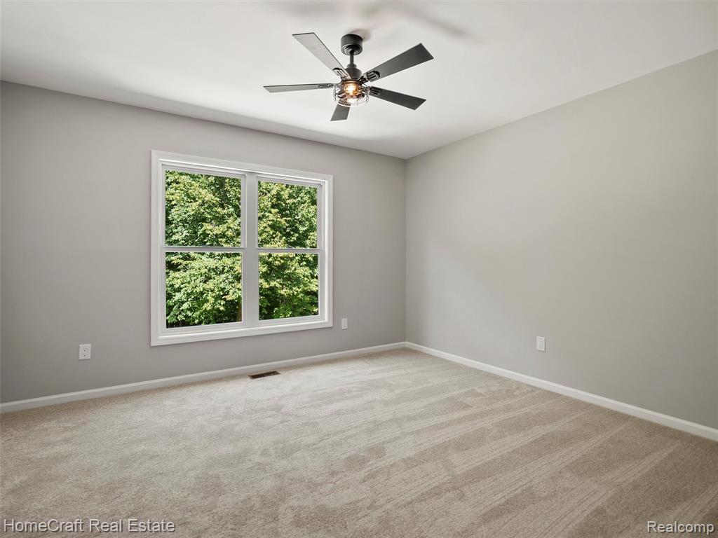 6807 SUNSET Drive, South Lyon, MI 48178 — Photo 41